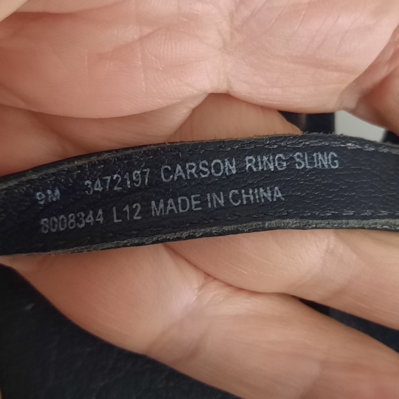 Frye Carson Ring Sling Black Leather T Strap Sandals Studded Details Womens 9M - Picture 8 of 15